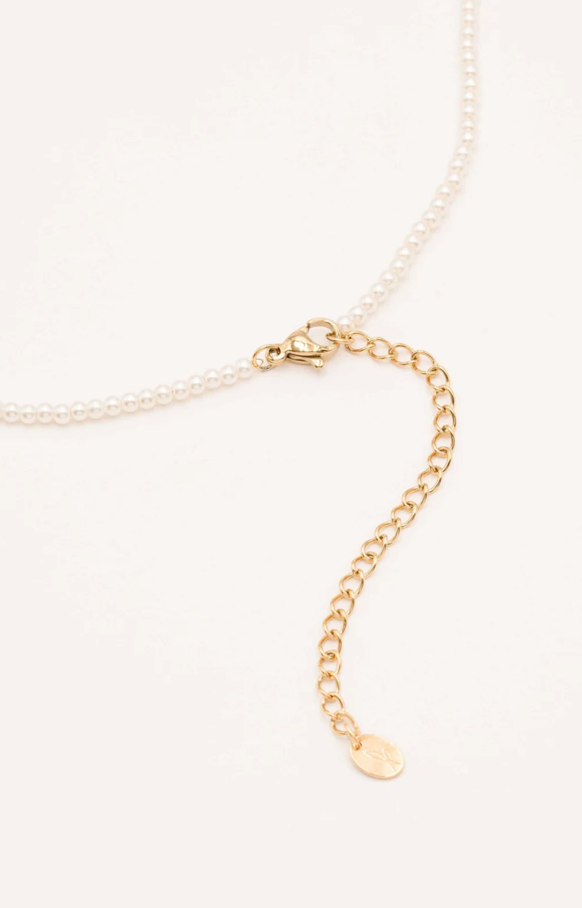 Bow and Pearl Necklace