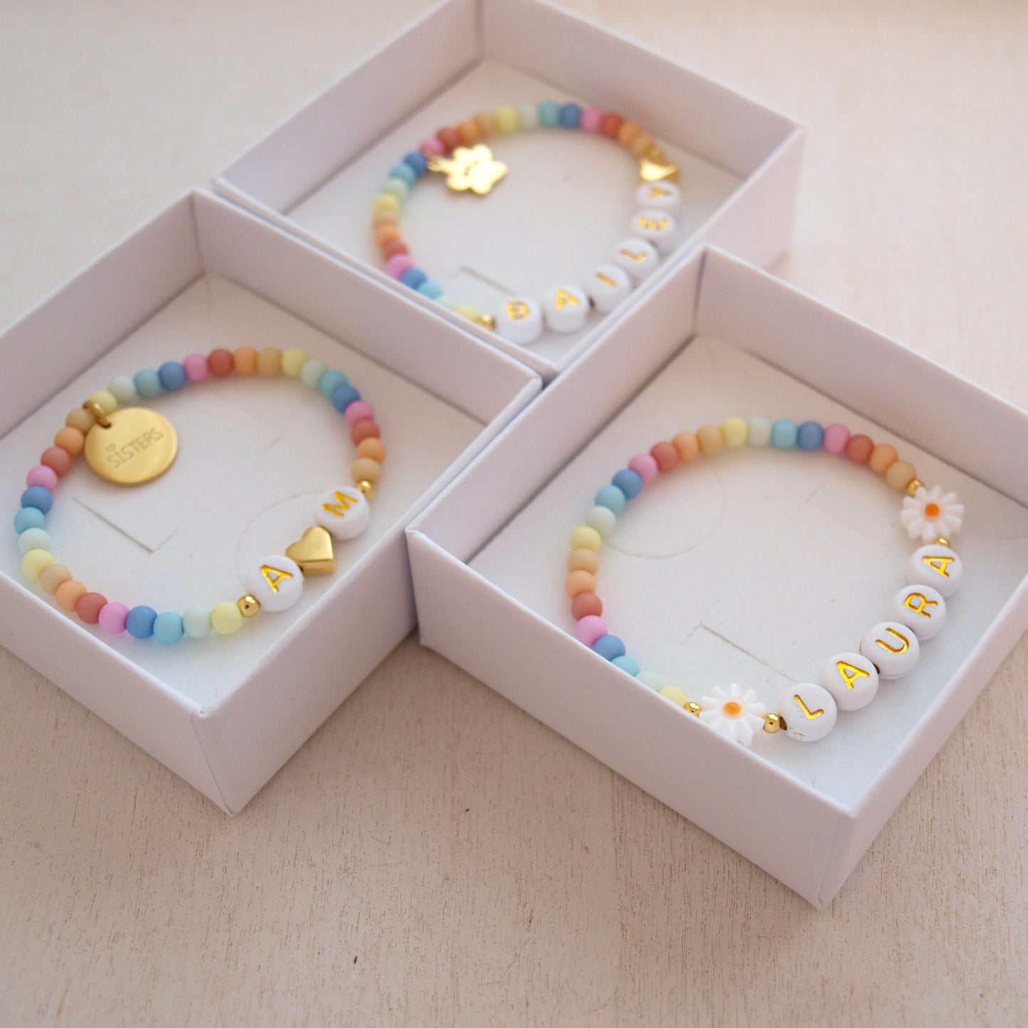 Regenbogenarmband Blume